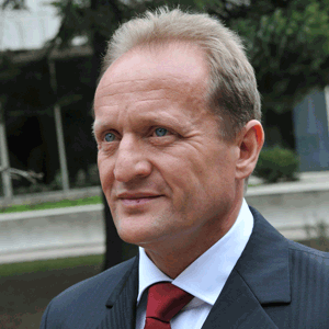 Zaremba: "Niciun investitor nu va accepta ca statul să schimbe regulile în timpul jocului". Zaremba: "Niciun investitor nu va accepta ca statul să schimbe regulile în timpul jocului".